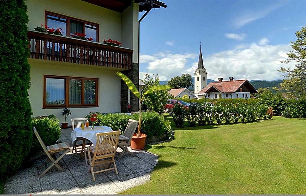 Beautyfarm Landhaus Servus Velden am Wörthersee Екстериор снимка