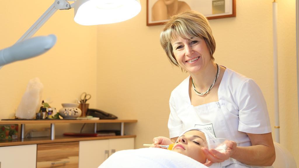Beautyfarm Landhaus Servus Velden am Wörthersee Екстериор снимка